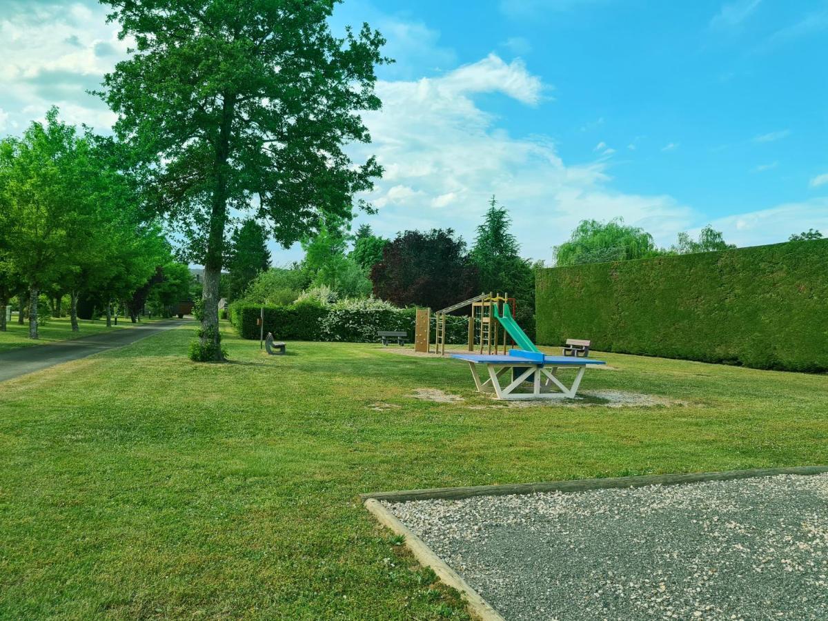 Resort&Camping - Val de Braye Bessé-sur-Braye Exterior foto